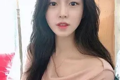 舔手指人体盛宴继关晓彤遭殃后千万网红再曝内娱“阴暗面”